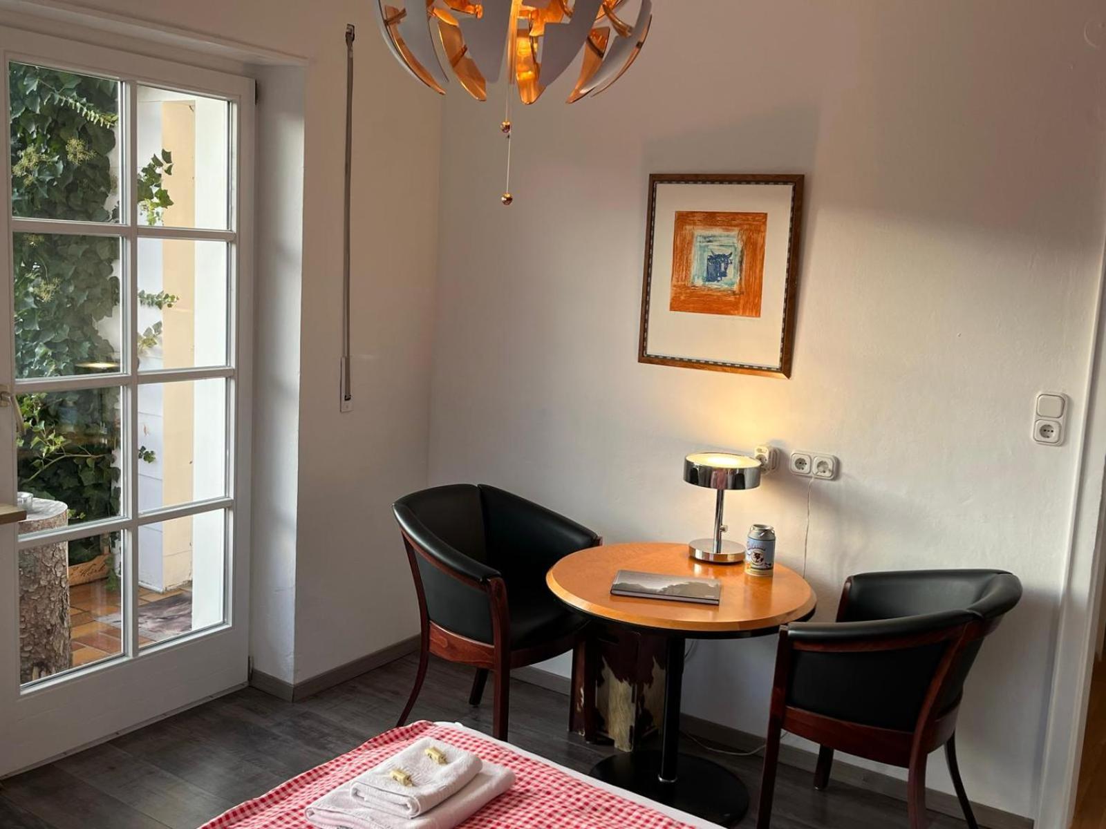Glueckliche Kuh-villa - Achtsamer Rueckzugsort Mit Traumgarten, Schwimmteich & Raum Zum Sein - Allgaeu Apartment