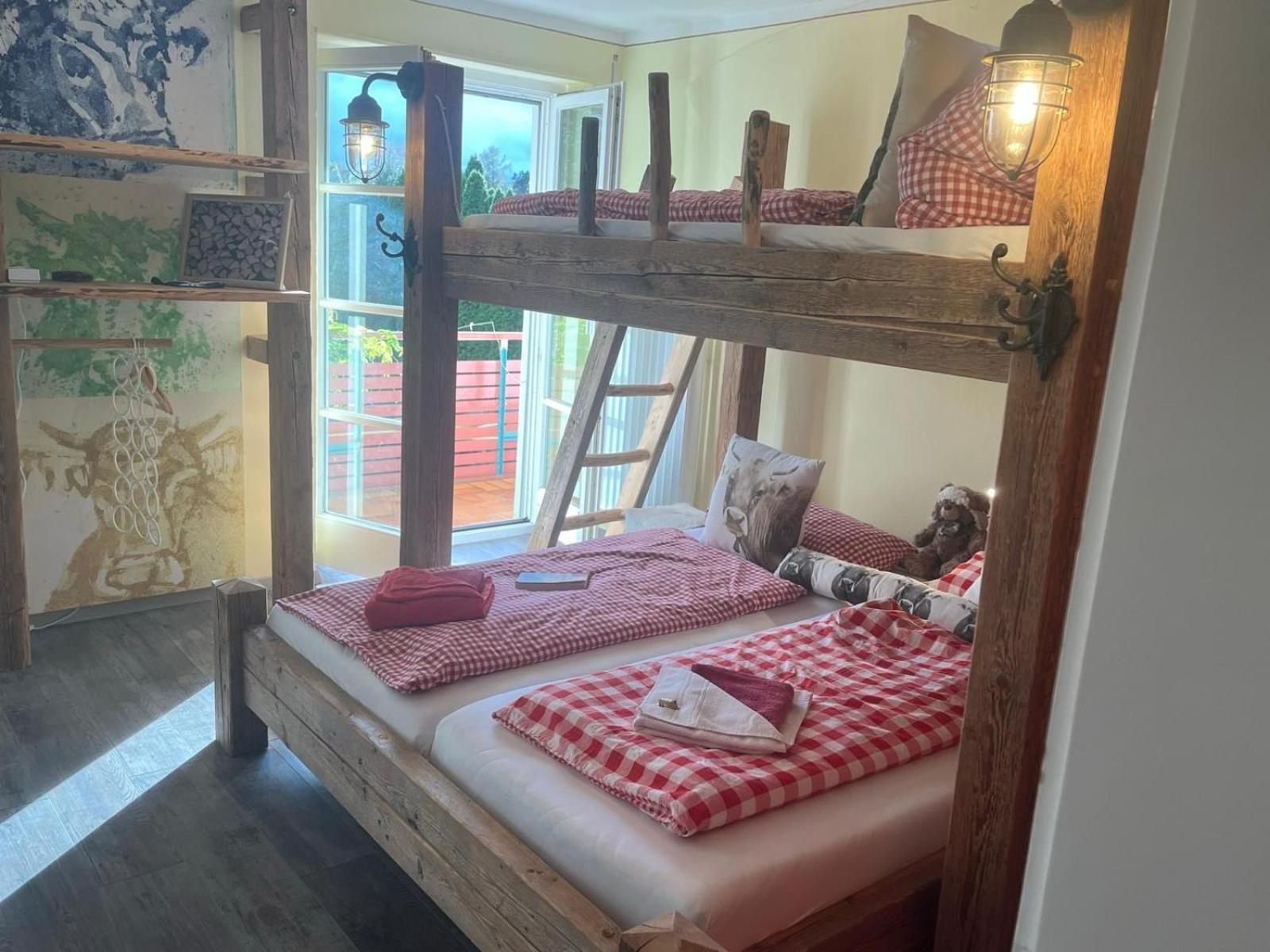 Glückliche Kuh-villa: Boutique Retreat With Garden & Pool In Kempten-allgäu Kempten