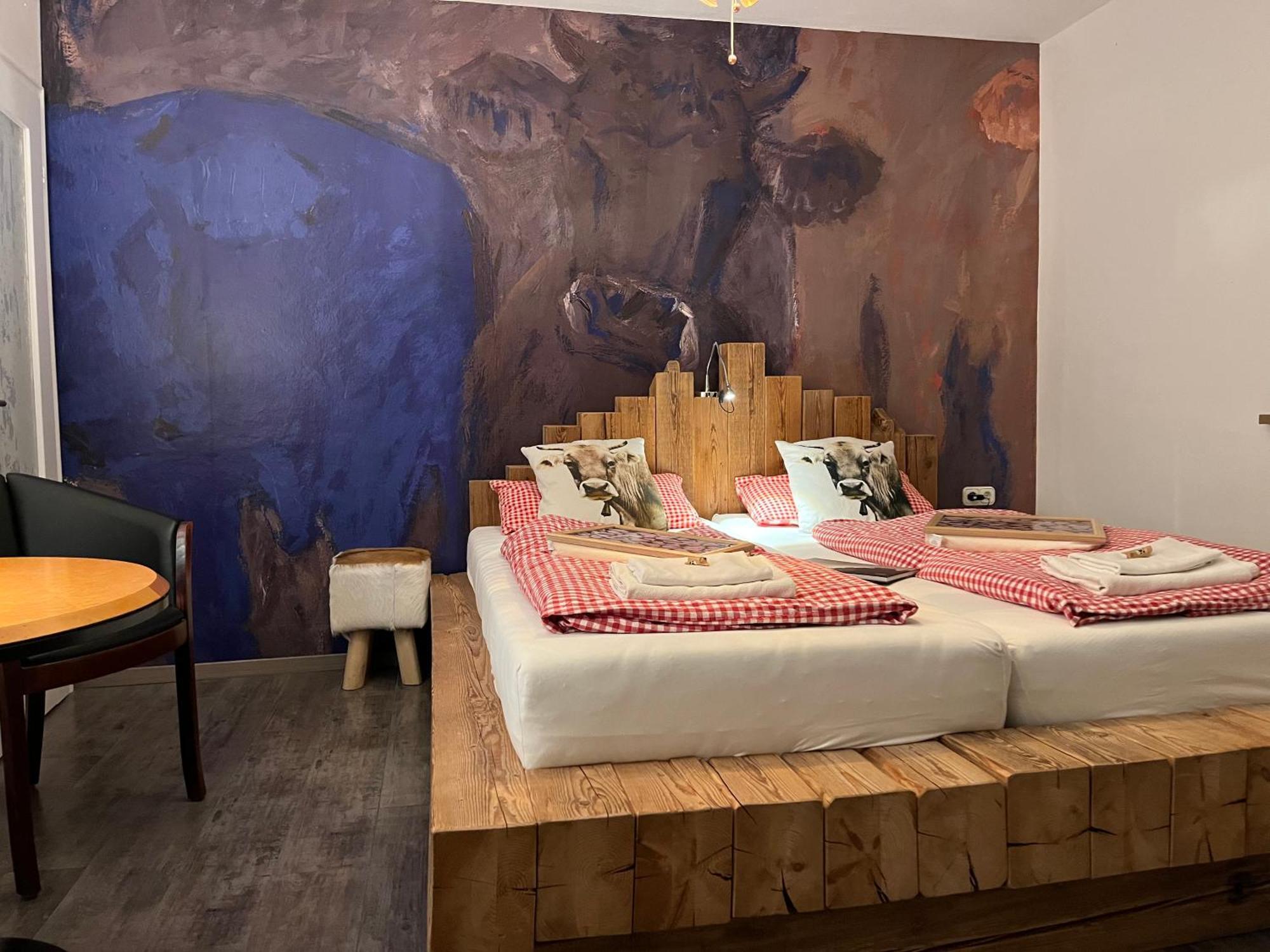 Glückliche Kuh-villa: Boutique Retreat With Garden & Pool In Kempten-allgäu